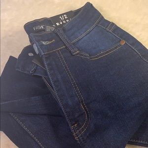 Fashion Nova Size 1 High Rise Dark Wash Jeans